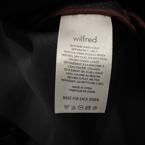 Aritzia Wilfred Melina vegan leather Pant. - Picture 2 of 3